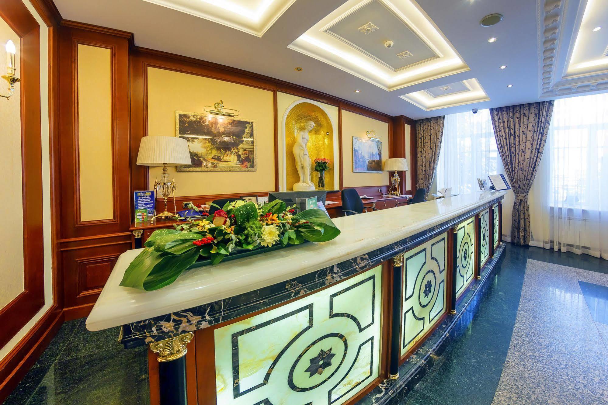 Parus Hotel Хабаровськ Екстер'єр фото